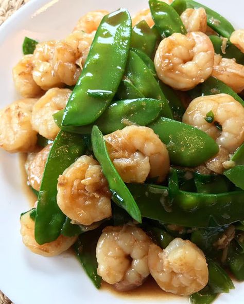 Shrimp And Snow Peas Recipe, Filipino Shrimp Recipe, Recipe Filipino Food, International Meals, Snow Peas Recipe, Food Filipino, Cooking Shrimp, Vegetables Dishes, Batch Baking