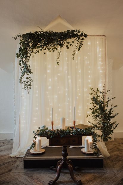 Simple Home Wedding, Diy Winter Wedding, Simple Wedding Decorations, Wedding Backdrop Decorations, Winter Wedding Decorations, Diy Event, Home Wedding Decorations, Engagement Decorations, Marriage Ceremony