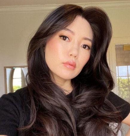 Amy Chang Wiki, Height, Age, Family, Facts, Net Worth Amy Chang Hair, Fact Families, Net Worth, Beautiful Images, Hair Care, Hair, Hair Care Tips