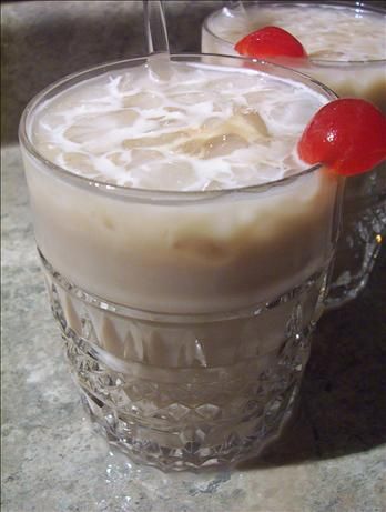 Vodka Paralyzers - recipe sounds like the love child of White Russian and LaVerne's Pepsi and Milk Vodka Paralyzer Drink Recipe, Paralyzer Drink, Pepsi Recipes, Paralyzer Drink Recipe, Pepsi Party, Relaxing Drinks, Booze Drink, Kahlua Coffee Liqueur, Liquor Drinks