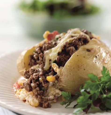 Beefy Potato Jackets Jacket Potato Recipe, Sweet Potato Stuffed, Potatoes Stuffed, Recipe For Love, Recipes With Beef, Potato Stuffed, Stuffed Meatloaf, Potato Frittata, Jacket Potatoes