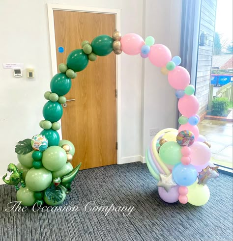 Dinosaur and Unicorn Balloon Decor for a joint Birthday Party  #dinosaur #dinosaurballoons #dinosaurballoonstack #dinosaurlinkarch #dinosaurquicklinkarch #dinosaurarch #dinosaurgarland #doublethemeparty #dinosaurandunicorns #dinosaurandunicornballoons ##unicornballoons #unicorntheme #dinosaurtheme #unicornparty #unicornballoonstack #unicornballoonbouquet #unicornballoons  #rainbowballoons #pastelballoons #unicornquicklinkarch #unicornarch #unicorngarland #linkoloon #linkarch #sempertexballoons Dino And Unicorn Party Decorations, Dinosaur And Unicorn Birthday Party Decorations, Dino And Donuts Birthday Party, Dinosaurs And Unicorns Party, Unicorn And Dinosaur Party Decorations, Dino And Unicorn Party, Unicorns And Dinosaurs Birthday Party, Dinosaur And Unicorn Birthday Party, Unicorn And Dinosaur Party