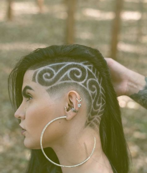 Side Shave Design Men, Side Undercut Designs For Women, Side Hair Designs For Women, Hair Patterns Shaved Undercut Designs, Shaved Side Designs For Women, Women’s Undercut Designs, Mandala Hair Design, Shaved Hair Designs For Women Side, Undercut Tattoo Women