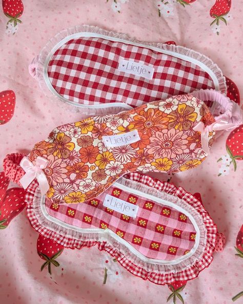 Cute sleeping masks 🍓🎀✨ #makeupbag #handmade #customizable #smallbusiness #handsewn #trendy #makeup #shopsmall #memade #smallbusinessowner #aestetic #cute #cutevibes #sleepingmask Diy Eye Mask Sleep, Sleep Mask Pattern Free, Sleep Mask Pattern, Diy Eye Mask, Diy Sleep Mask, Sleeping Masks, Eye Mask Sleep, Diy Sewing Gifts, Mask Pattern