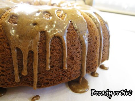 Bready or Not: Cardamom Cake with Coffee Glaze Apple Pound Cake, Spice Bundt Cake, Harry Potter Butter Beer, Cardamom Cake, Butter Beer, Glaze For Cake, Glaze Recipe, Great Desserts, Caramel Apple