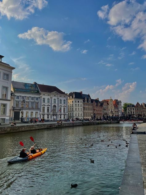 Ghent, Belgium - Gand, Belgique | ©Emma GANCEL …….. #aesthetic #photography #ghent #belgium #belgique #granleii photography travel Belgique architecture Bruxelles Bruges tourisme tourist activites what to do flanders flandre Belgium Aesthetic, Ghent Aesthetic, Belgium Instagram Pictures, Ghent Belgium Aesthetic, Belgium Aesthetic Night, Bruges Belgium Photo Ideas, Belgium Travel Photography, Ghent Belgium, Visit Belgium