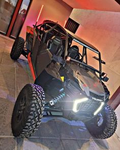 Rzr Wallpaper, Polaris Off Road, Cool Dirt Bikes, Blue Butterfly Wallpaper, Rzr Turbo, Pimped Out Cars, Four Wheelers, 4 Wheeler, Stranger Things Netflix