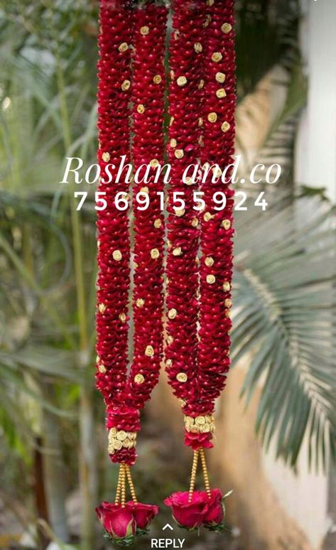 Karpuram Dandalu For Wedding, Puladandalu For Marriage, Red Varmala, Marriage Flower Mala, Latest Varmala Designs, Rose Petals Garland, Jaimala Designs, Poola Dandalu, Varmala Designs