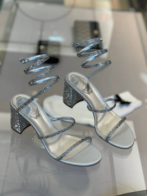 Fashion Shoes Heels, Shoes Heels Classy, Heels Classy, Stunning Shoes, Rene Caovilla, Silver Sandals, Aesthetic Shoes, Elegant Shoes, Swag Shoes