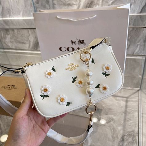 Coach sling bag ||COACH NOLITA DAISY APPLIQUE BAG Shoe Locker, Tas Coach, Coach Sling Bag, Daisy Applique, Coach Sling, Coach Nolita, Wedding Dr, Luxury Bags Collection, Aesthetic Bags