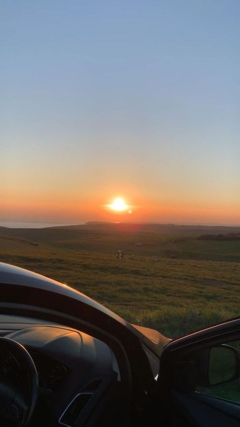 Summer Vibes Videos, Car In Nature, Sunset From Car, Farm Vibes, Car Nature, Farm View, Summer Videos, Walking Video, Sunset Video