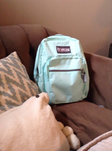 Look at this awesome teal backpack! It holds all your stuff and you will score major points on cuteness Teal Backpack, School Things, Jansport Backpack, Back To School, Look At, Backpacks