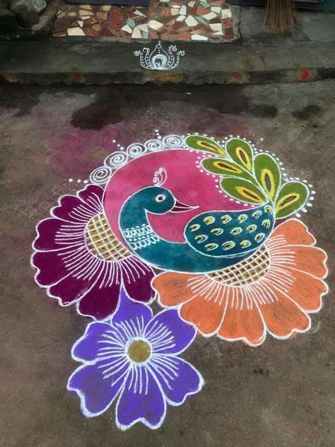 Peacock Rangoli Designs Beautiful, New Year Kolam Design, Free Hand Rangoli Designs Simple, New Year Muggulu Designs, Rangoli Designs Beautiful, Peacock Rangoli Designs, New Year Rangoli, Easy Rangoli Designs Videos, Very Easy Rangoli Designs