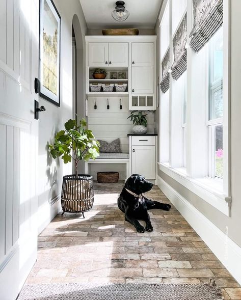 Tuxedo Farmhouse, Farmhouse Mudroom, Mud Room Entry, Mudroom Bench Cushion, Floor Baskets, Mudroom Decor, Entry Decor, Brick Flooring, Cabin Plans