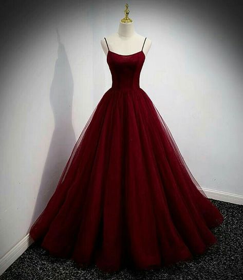 Red Prom Dresses Long Puffy, Red Grad Dresses, Prom Dress Dark Red, Prom Dresses Dark Red, Xv Dresses, Princess Evening Dress, Red Prom Dress Long, Gorgeous Black Dress, Red Ball Gown