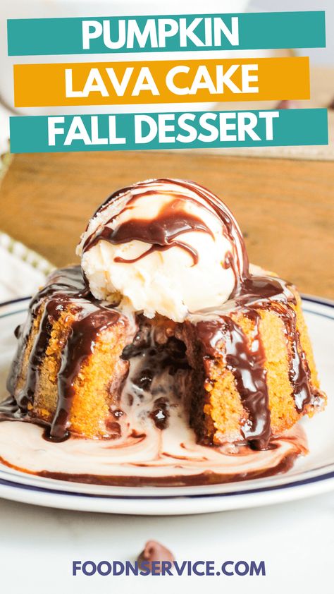 Pumpkin Spice Lava Cake, Pumpkin Lava Cake, Pumpkin Lava Cake Recipe, Pot Cakes, Molten Lava Cakes, Molten Chocolate, Pumpkin Cream Cheeses, Chocolate Lava, Pumpkin Recipes Dessert