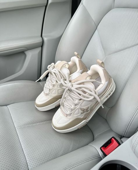 LOUIS VUITTON LV SKATE SNEAKER BEIGE WHITE @sneaker_store.co @Sneaker_store.co SNEAKER STORE CO WHAT+57 (302) 223-8152 - +57 (301) 220-1556 Lv Skate Sneaker, Jordan Shoes Men, Women Nike Shoes, Louis Vuitton Sneaker, Shoes Air Max, Louis Vuitton Shoes Sneakers, Lv Sneakers, Price Shoes, Louis Vuitton Sneakers