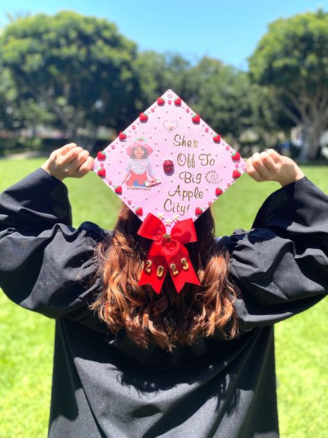 My daughter loved Strawberry Shortcake when she was little and even dressed up as her!! Shes heading to NYC (Big Apple City) for college. This was the perfect nod to her past and future which brought many tears 🍓❤️🥹 Strawberry Graduation Cap, Strawberry Grad Cap, Strawberry Shortcake Graduation Cap, Senior Events, Graduation Cap Designs College, Apple City, Graduation Hairstyles With Cap, 2025 Graduation, High School Graduation Pictures