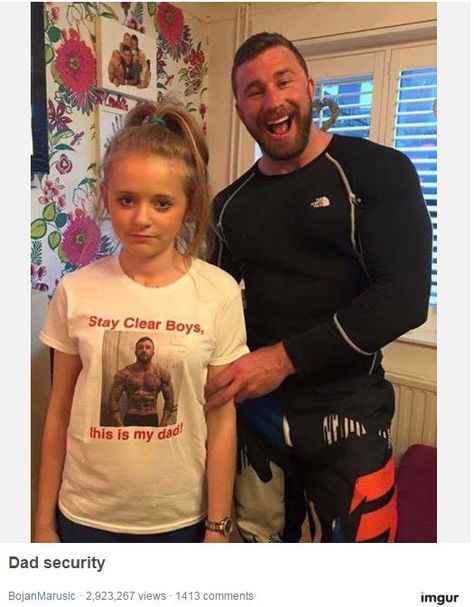 Today's Most: Dad writes warning on daughter's t-shirt - Tucson News Now Parenting Goals, Seriously Funny, 웃긴 사진, Can't Stop Laughing, Memes Humor, Cute Family, Family Goals, Parenting Humor, Laughing So Hard