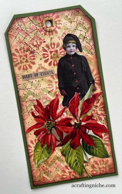 A Crafting Niche: Tim Holtz Idea-ology "Paper Dolls Christmas 2023" Tag Tim Holtz Paper Dolls, Dolls Ideas, Country View, Metallic Gold Paint, Red Geraniums, Tea Dyeing, Green Cards, Color Tag, Christmas 2023