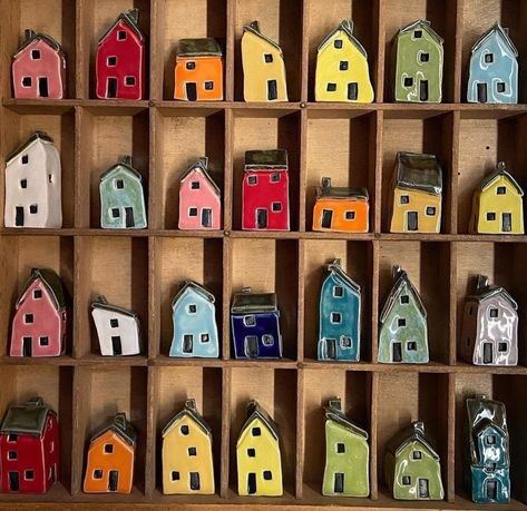 Rainbow House, Pottery Kiln, Pottery Houses, Clay Houses, Pottery Painting Designs, Pottery Handbuilding, Ceramic Houses, Painting Designs, Sculpting Clay