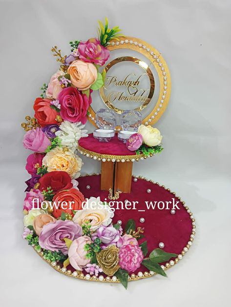 Ring Basket Decoration, Decoration With Paper Flowers, Decoration With Paper, Platter Design, Engagement Tray, Ring Basket, Engagement Ring Platter, Hantaran Pernikahan, Ring Platter