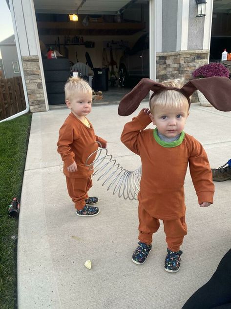 Here’s My Twins As Slinky Dog Toddler Boy Halloween Costumes, Childrens Halloween Costumes, Twin Costumes, Epic Costumes, Slinky Dog, Toy Story Costumes, The Best Halloween Costumes, Best Halloween Costumes, Kids Dress Up