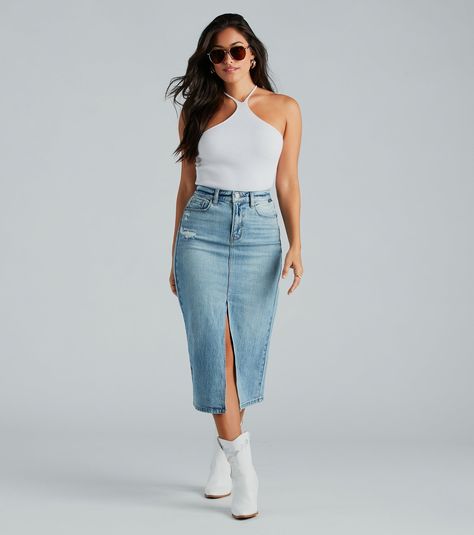 Jean Skirt Midi, Denim Skirt Outfits, Hugging Silhouette, Denim Skirt Women, Current Styles, Denim Midi Skirt, Current Fashion Trends, Fall Festival, Bottom Clothes