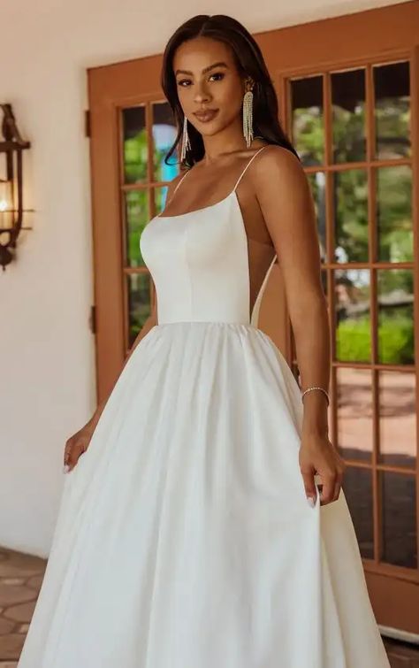 Satin A Line Wedding Dress Plus Size, Wedding Dresses For Medium Sized Women, A Line Wedding Dress Satin, Ballroom Wedding Dress, Satin Ballgown Wedding Dress, Satin Ballgown Wedding Dresses, Modern Ballgown, Types Of Wedding Dresses, Wedding Dress Halter Neck