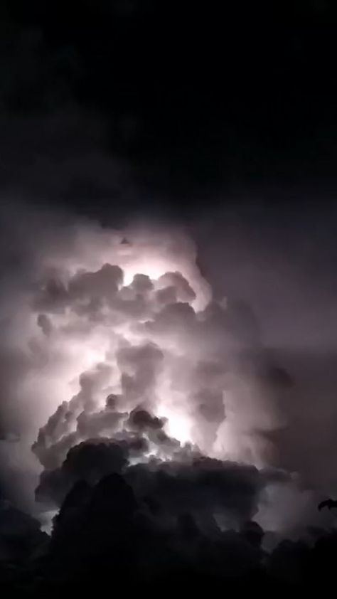 Lightning Video, Cozy Rainy Day, Sleep Sounds, Thunder And Lightning, Nature Gif, Rainy Days, Sound, Sleep, Nature