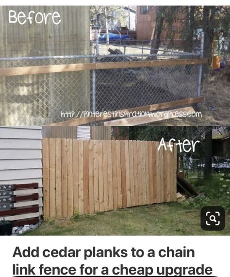 Portable Dog Fence, Dog Chain, Cheap Fence, Backyard Fence, Cedar Planks, Backyard Privacy, Diy Fence, Privacy Fences, Casa Exterior