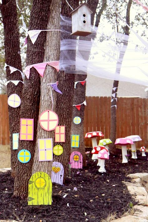 Fairy Party Art, Fairy Garden Theme Party Decoration, Fairy Fourth Birthday Party, Enchanted Fairy Garden Party Decoration, Fairy Woodland Party, Fairy Garden Party Ideas, Fairy Garden Theme Party, Girls Fairy Party, Fairy Party Games