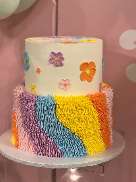 Birthday Cake Groovy, Fourever Groovy Cake, Groovy Smash Cake Ideas, Groovy One First Birthday Centerpieces, Groovy Pinata, Two Groovy Cake Ideas, Groovy Bday Party, 5 Is A Vibe Birthday Cake, 4 Ever Groovy Birthday