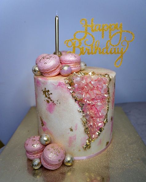 Gem Birthday Cake, Jewel Cake Birthday, Gem Stone Birthday Cake, Cristal Cake, Gemstone Cake, Geode Cake Birthday, Gems Cake, Small Geode Cake, Crystal Geode Cake