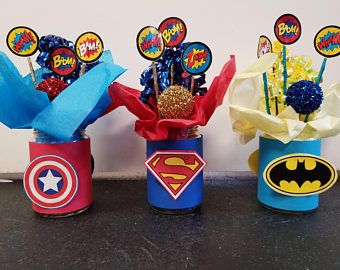 Superhero center pieces Diy Superhero Party, Diy Superhero Birthday Party, Superhero Birthday Party Decorations, Avengers Birthday Party Decorations, Superman Birthday Party, Diy Superhero, Marvel Birthday Party, Book Centerpieces, Superman Birthday