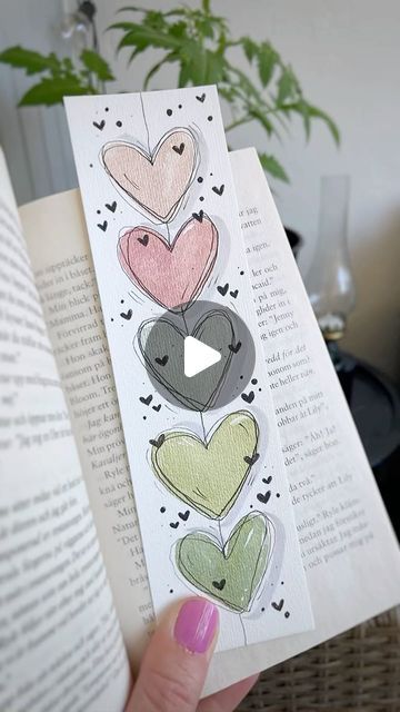 Valentine Watercolor Bookmarks, Diy Watercolour Bookmarks, Water Colour Bookmarks Easy, Watercolor Bookmarks Ideas Simple, Easy Watercolor Bookmark Ideas, Watercolour Bookmarks Easy, Diy Bookmarks Watercolor, Watercolor Bookmarks Diy, Easy Watercolor Bookmarks