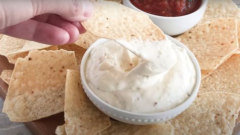 Mexican White Sauce, White Salsa, Canning Salsa, Mexican Sauce, White Sauce Recipes, Red Salsa, Zesty Sauce, Mexican Restaurants, Ground Beef Tacos