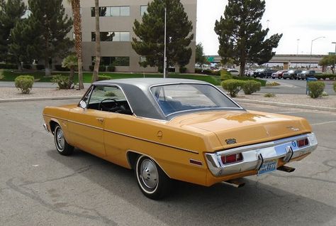 1971 Plymouth Scamp Plymouth Scamp, Vinyl Roofing, Yellow Car, American Classic Cars, Dodge Dart, Dusters, American Muscle, American Muscle Cars, American Classic