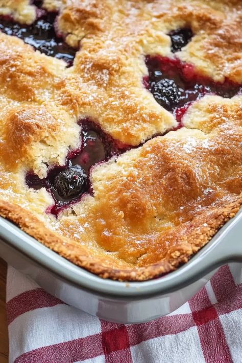 Fresh Blackberry Cobbler Recipes, Blackberry Cobbler Recipe, Blackberry Cobbler, Creative Snacks, Cobbler Recipe, Flax Egg, Cobbler Recipes, Baking Flour, Pie Plate