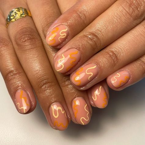 Wiggle Nails, Squiggle Nail Art, Squiggle Nails, Blob Art, Paint Nail, Minimal Nails Art, Minimal Nails, Beauty Inspo, Art Nails