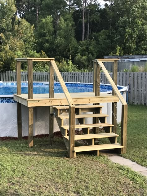 Above ground pool deck  4x8 deck for 27’ pool Piscina Pallet, Above Ground Pool Steps, Above Ground Pool Deck, Deck Piscina, Piscina Intex, Pool Deck Plans, Outdoor Pool Area, Swimming Pool Decks, Pool Ladder