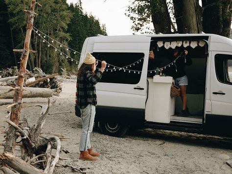 Car Camping Aesthetic, Campervan Accessories, Camp Van, Must Have Camping Gear, Best Camping Stove, Best Campervan, Future Vision Board, Camping Friends, Dry Camping