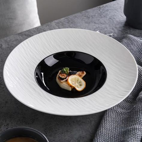 Restaurant Dinner Plates, Unique Plates For Restaurant, Luxury Dinner Plates, Platter Design, Wedding Dining Table, Ceramic Printing, Sushi Plates Pottery, Restaurant Tableware, Ceramic Sushi Plate