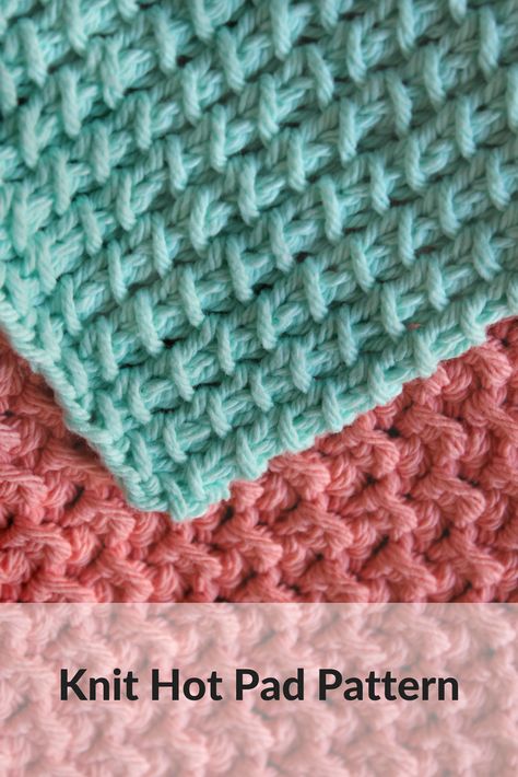 Free knit hot pad pattern. DIY knit home decor pattern. Great gift idea! Knit Thick Pot Holders, Knitted Pot Holders Hot Pads, Knit Home Decorating, Knitting Potholders Pattern, Knitted Potholders Free Pattern, Knitted Potholder Patterns Free, Knit Hot Pads, Knit Pot Holders Free Pattern, Hot Pad Knitting Pattern