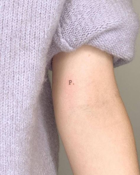 Tiny letter "P" tattooed on the bicep P Tattoo Letter, P Letter Tattoo, Roman Numeral Font, Top Free Fonts, Girly Fonts, Tattoo Fonts Cursive, P Tattoo, P Letter, Letter Tattoo