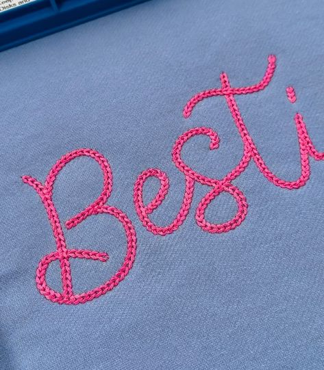 Sweater Handmade, Emb Designs, Chain Stitch Embroidery, Embroidery Alphabet, Logo Idea, Hand Embroidery Projects, Stitch Book, Idea Board, Hand Chain