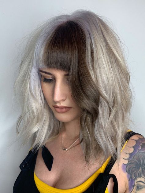 Bob With Bangs For Thinning Hair, Half N Half Hair, Edgy Hair Color, Color Block Hair, Asymmetrical Bob Haircuts, Diy Hair Color, 2023 Hair, Money Piece, Split Hair