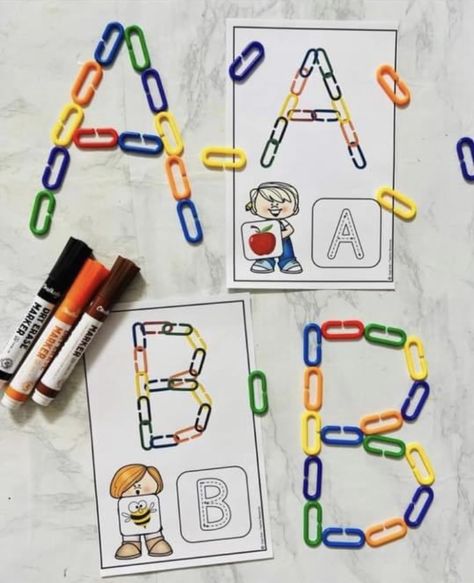 Literacy Corner Preschool, Alphabet Centers Preschool, Thema Letters, Preschool Language Arts, Prek Literacy, Alphabet Centers, Literacy Centers Kindergarten, Prek Classroom, Preschool Centers