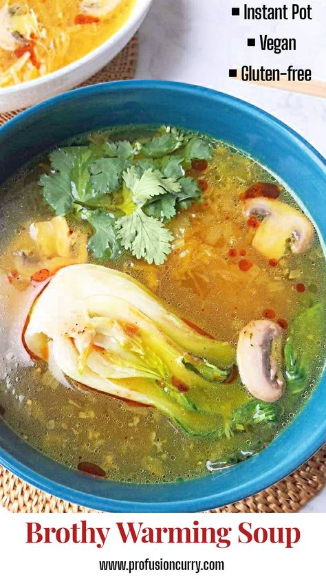 Clear Broth Soups, Brothy Soup, Warm Soup Recipes, Healing Soup, Broth Soup, Soup Broth, Asian Soup, Broth Recipes, Savory Soups