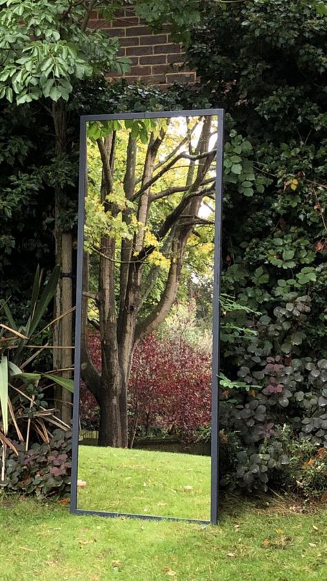 Mirror In Garden, Mirrors In Gardens, Mirror Garden, Mirror Outside, Mirror Maze, Garden Mirror, Garden Mirrors, Outdoor Mirror, Diy Home Decor Ideas